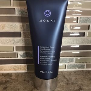 Monat Smoothing Deep Condtioner